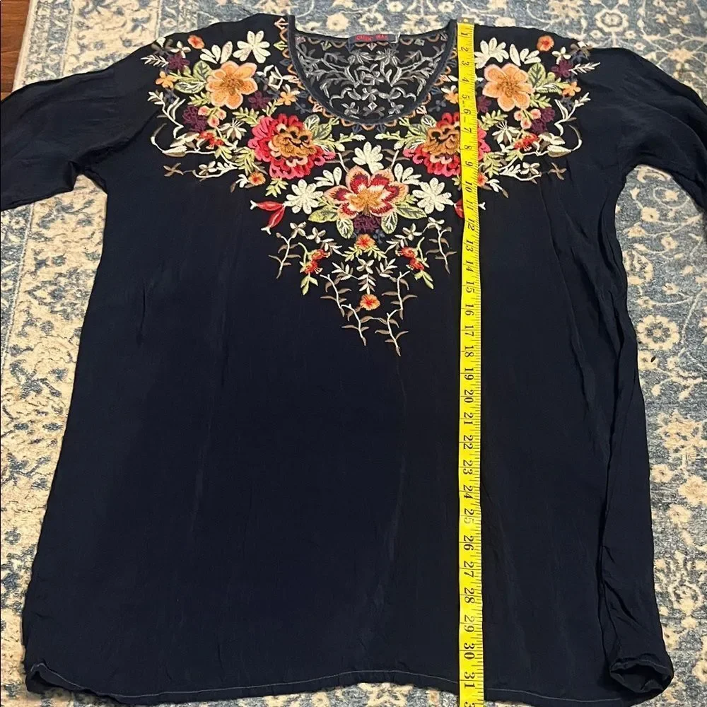 Johnny Was Shaylee Embroidered Floral Design Blue Tunic Top Bohemian Festival